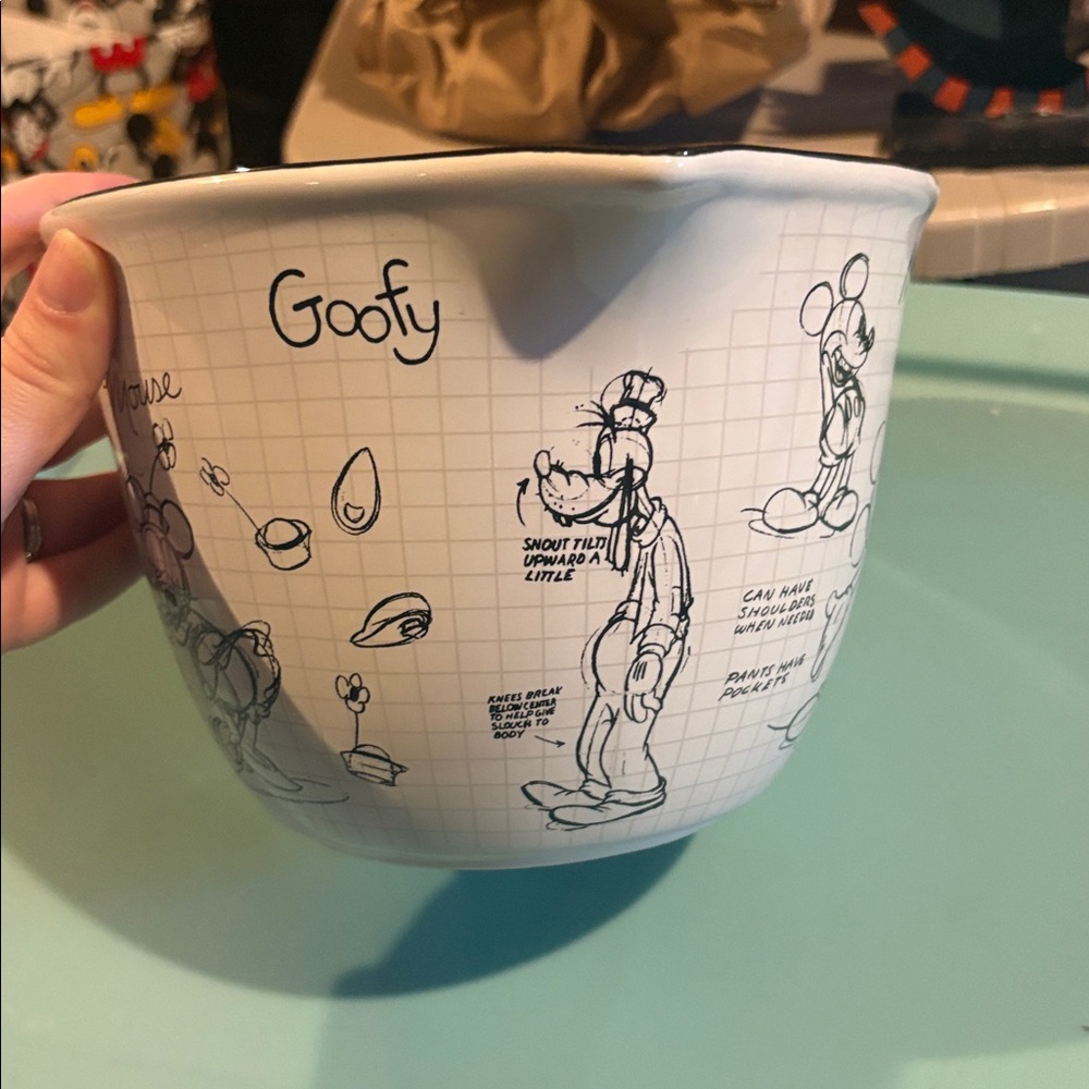 Large Disney Sketchbook Mixing Bowl - Picture 2 of 3